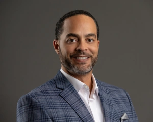 Professional image of Robert Lucas.